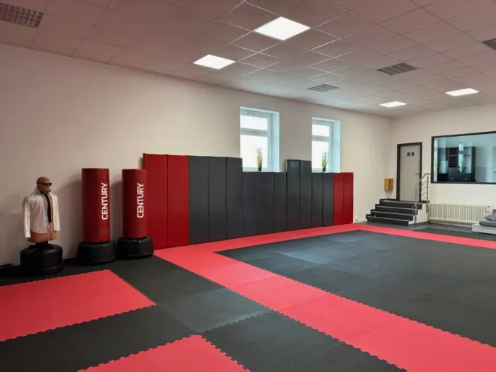 Großer Trainingsraum bei CONFIDENSE